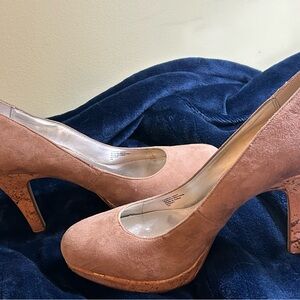 Alfani tan suede 4-inches tall heels